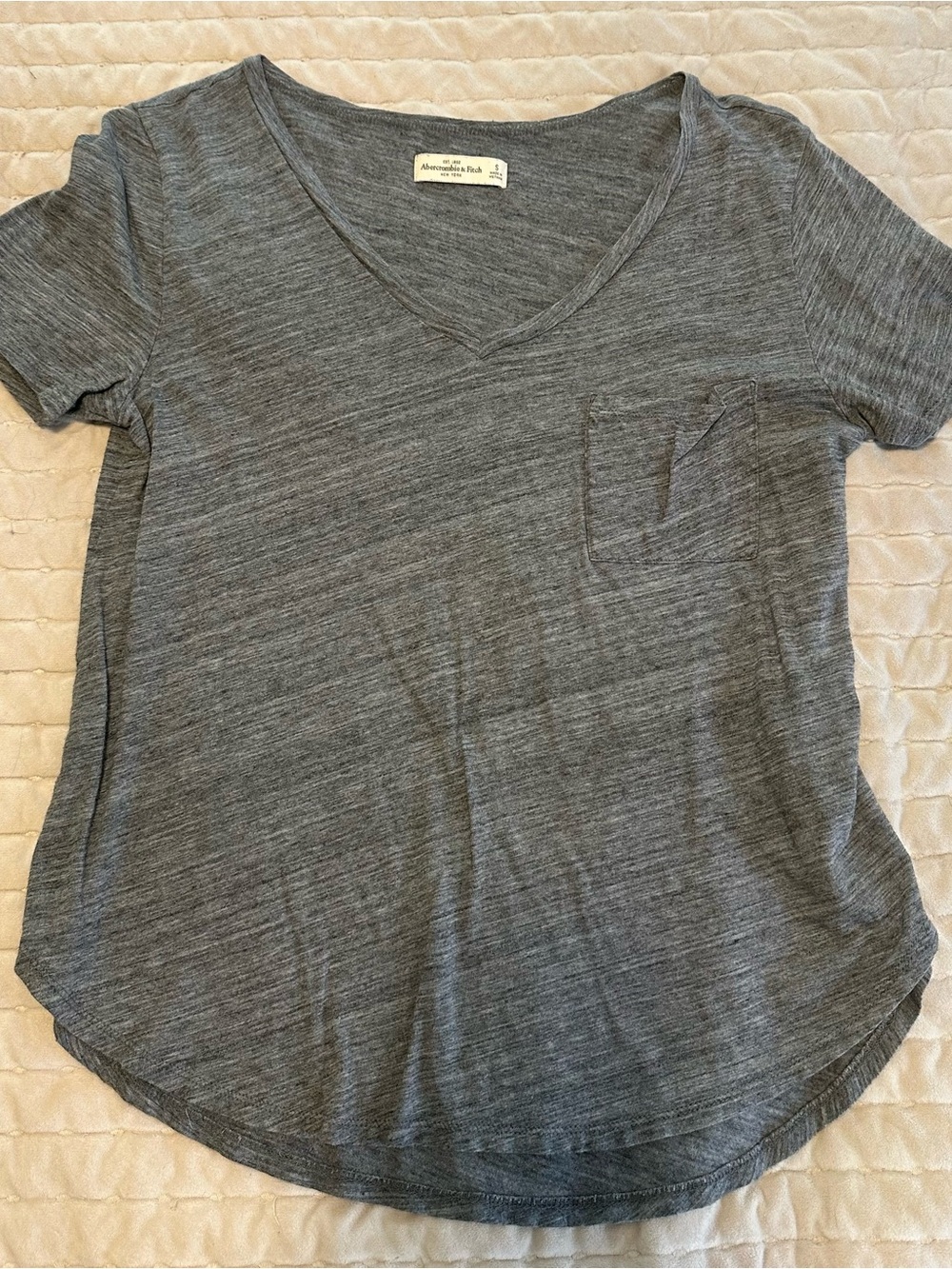 Abercrombie & Fitch Women's Gray V-Neck Pocket Tee